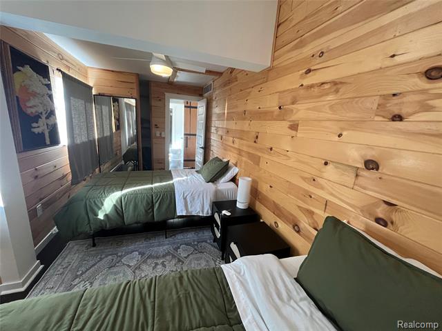 Builiding view fifty three for 35754 Erie, Rockwood, MI. 48173