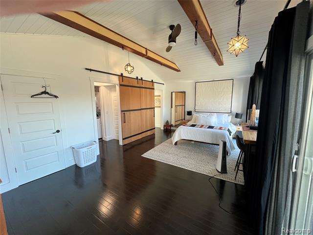 Builiding view seventy eight for 35754 Erie, Rockwood, MI. 48173