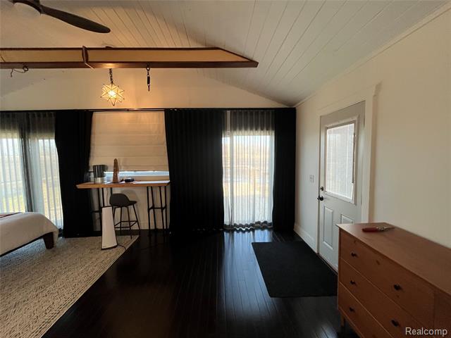 Builiding view seventy one for 35754 Erie, Rockwood, MI. 48173