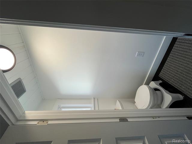 Builiding view sixty eight for 35754 Erie, Rockwood, MI. 48173