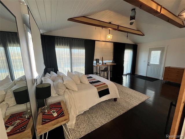 Builiding view sixty six for 35754 Erie, Rockwood, MI. 48173