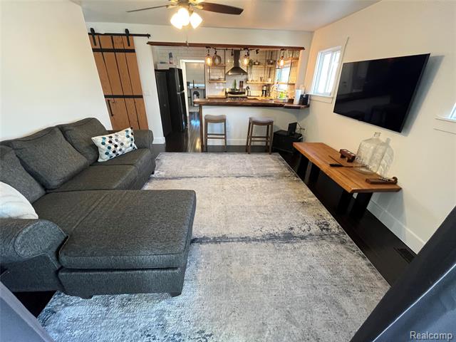 Builiding view thirty eight for 35754 Erie, Rockwood, MI. 48173