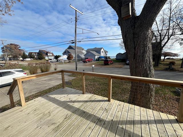 Builiding view thirty one for 35754 Erie, Rockwood, MI. 48173