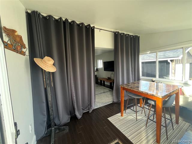 Builiding view thirty three for 35754 Erie, Rockwood, MI. 48173