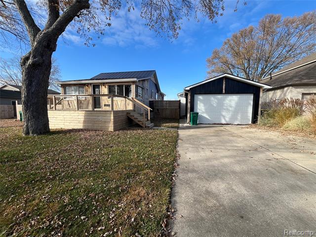 Builiding view twenty eight for 35754 Erie, Rockwood, MI. 48173