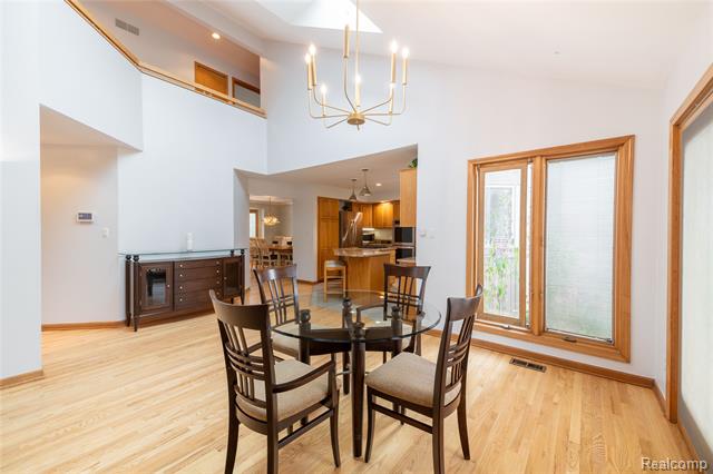 Builiding view seventeen for 29462 East River, Grosse Ile, MI. 48138