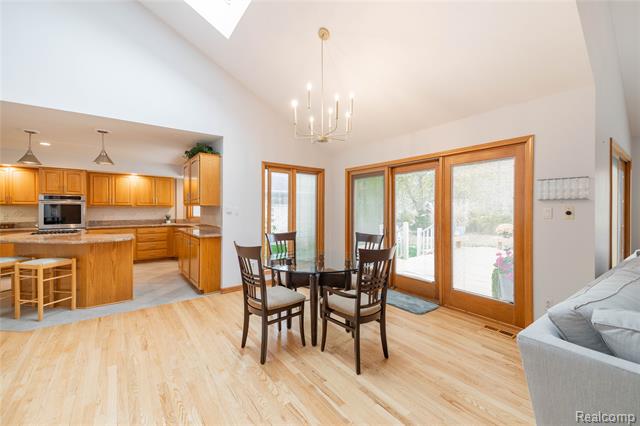 Builiding view sixteen for 29462 East River, Grosse Ile, MI. 48138