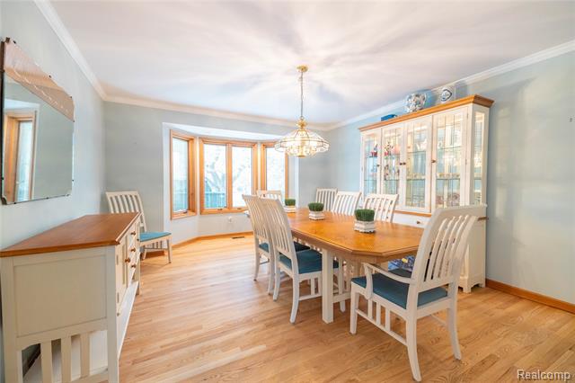 Builiding view thirty five for 29462 East River, Grosse Ile, MI. 48138