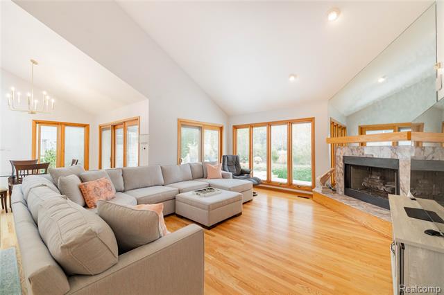 Builiding view twelve for 29462 East River, Grosse Ile, MI. 48138