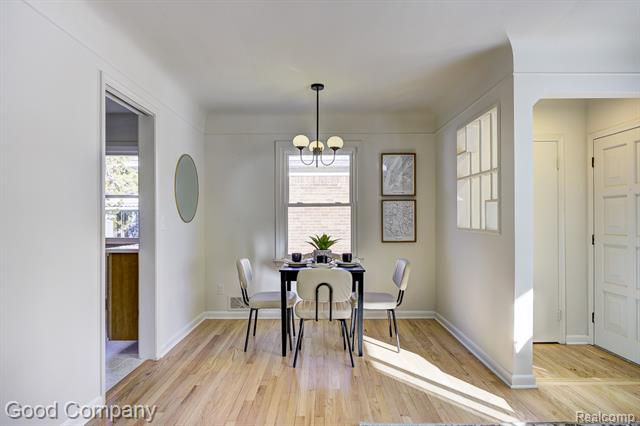 Builiding view seven for 24231 Ridgedale, Oak Park, MI. 48237