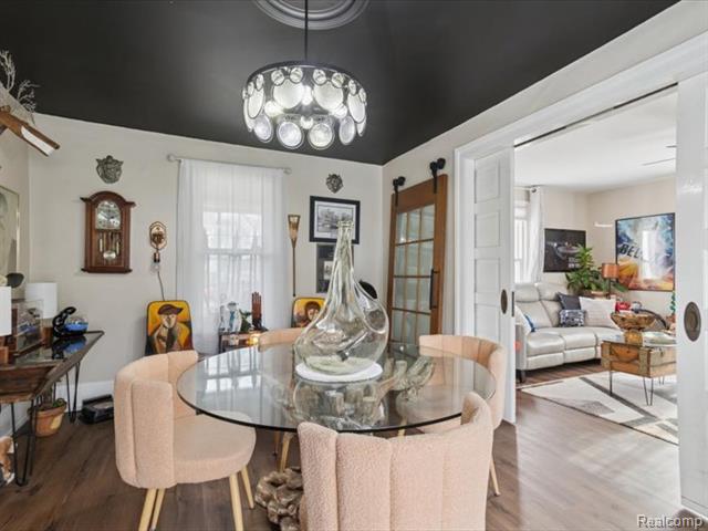 Builiding view eleven for 404 Pine, Wyandotte, MI. 48192