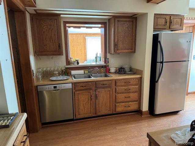 Builiding view ten for 13226 Catalpa, Southgate, MI. 48195