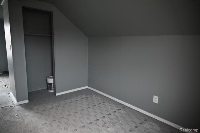 Builiding view eighteen for 14613 Trenton, Southgate, MI. 48195