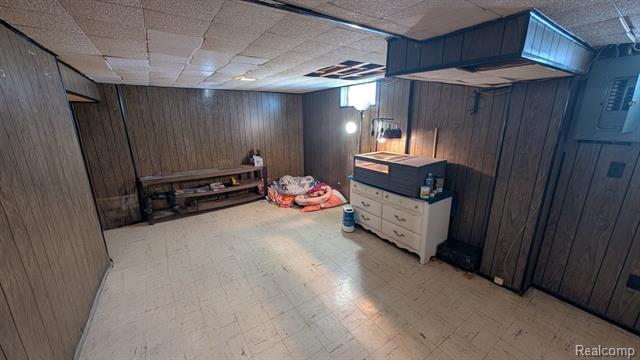 Builiding view fifteen for 13116 Jobin, Southgate, MI. 48195