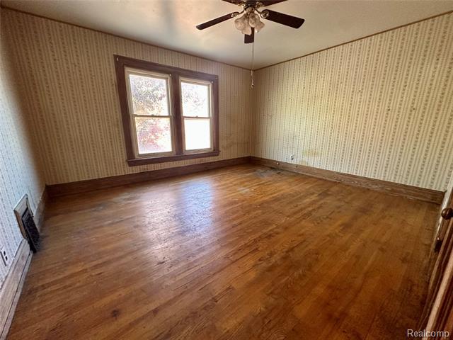 Builiding view four for 255 Poplar, Wyandotte, MI. 48192