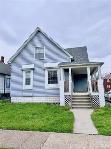 front view for 216 Poplar, Wyandotte, Mi. 48192