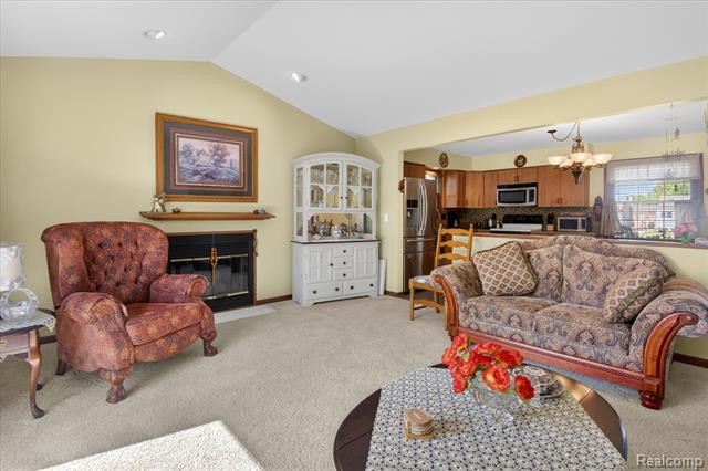 Builiding view nine for 15125 Churchill, Southgate, MI. 48195