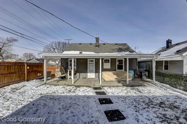 Builiding view thirty four for 1902 Moorhouse, Ferndale, MI. 48220