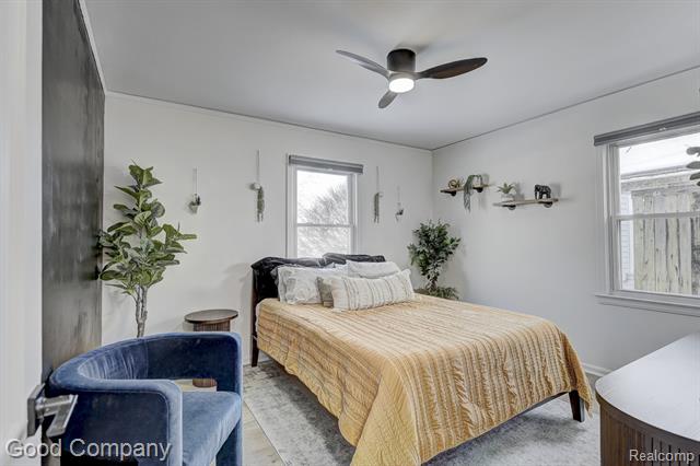 Builiding view twenty two for 1902 Moorhouse, Ferndale, MI. 48220