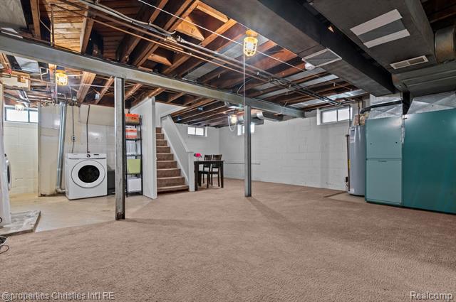 Builiding view fifteen for 2343 17Th, Wyandotte, MI. 48192