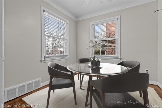 Builiding view four for 2343 17Th, Wyandotte, MI. 48192