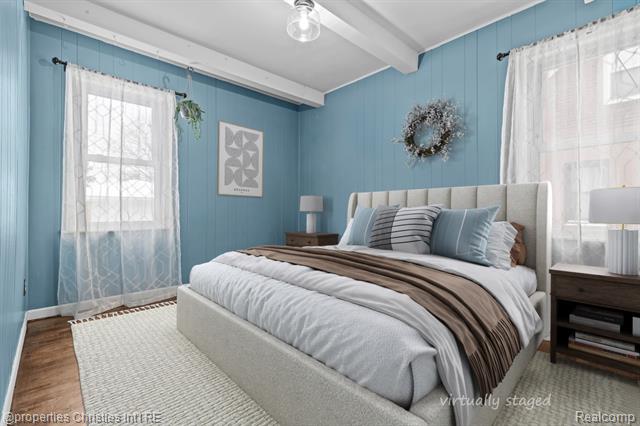 Builiding view nine for 2343 17Th, Wyandotte, MI. 48192