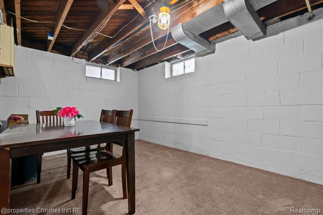 Builiding view sixteen for 2343 17Th, Wyandotte, MI. 48192