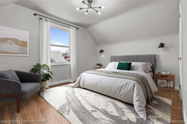 Builiding view twelve for 2343 17Th, Wyandotte, MI. 48192