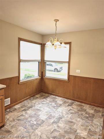 Builiding view twelve for 13688 Commonwealth, Southgate, MI. 48195