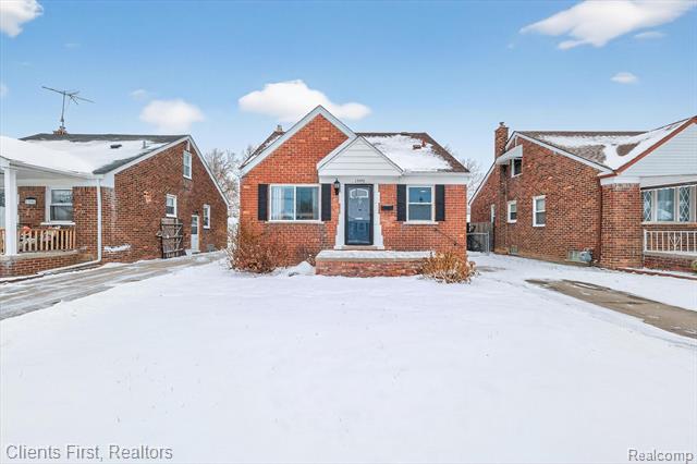 Builiding view one for 13498 Callender, Southgate, MI. 48195