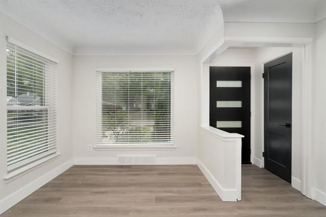 Builiding view eight for 24691 Parklawn, Oak Park, MI. 48237