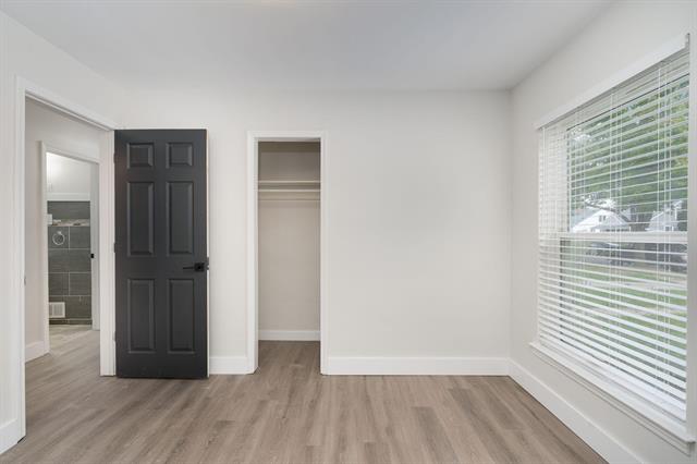 Builiding view twenty two for 24691 Parklawn, Oak Park, MI. 48237