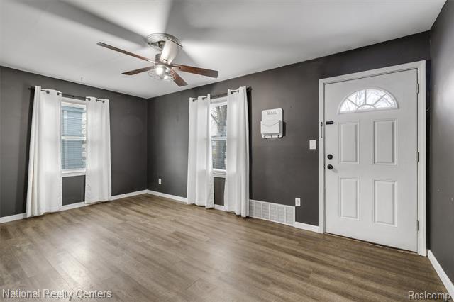 Builiding view three for 12173 Pearl, Southgate, MI. 48195