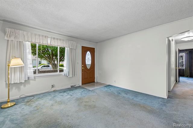 Builiding view seven for 12435 Agnes, Southgate, MI. 48195