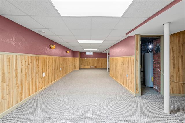Builiding view twenty eight for 12435 Agnes, Southgate, MI. 48195