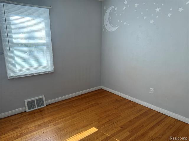 Builiding view five for 1835 Ford, Lincoln Park, MI. 48146