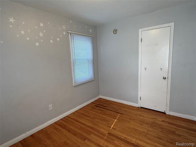 Builiding view nine for 1835 Ford, Lincoln Park, MI. 48146