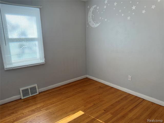 Builiding view six for 1835 Ford, Lincoln Park, MI. 48146