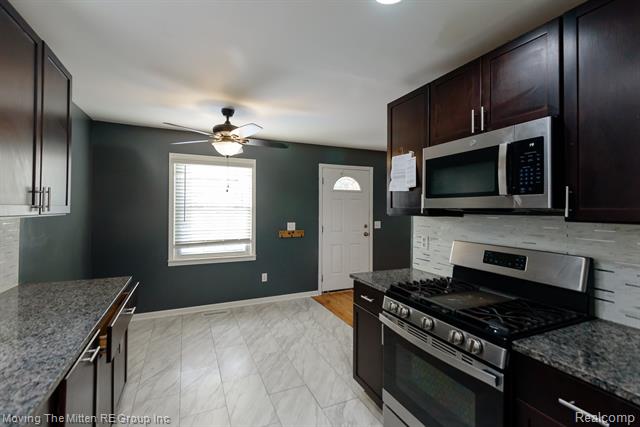 Builiding view six for 4137 Duplex, Lincoln Park, MI. 48146