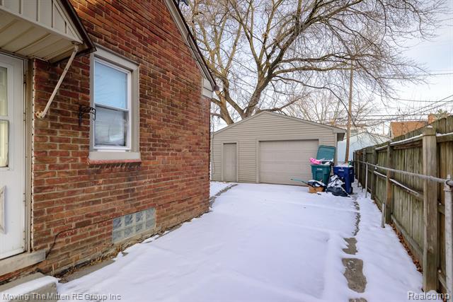 Builiding view twenty five for 4137 Duplex, Lincoln Park, MI. 48146