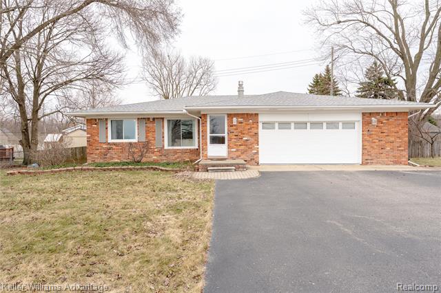 front view for 25738 Beck Rd, Novi, Mi. 48374