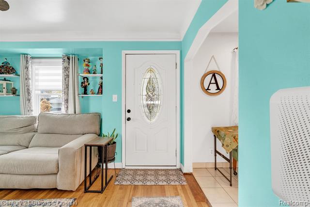 Builiding view eight for 1052 Michigan, Lincoln Park, MI. 48146