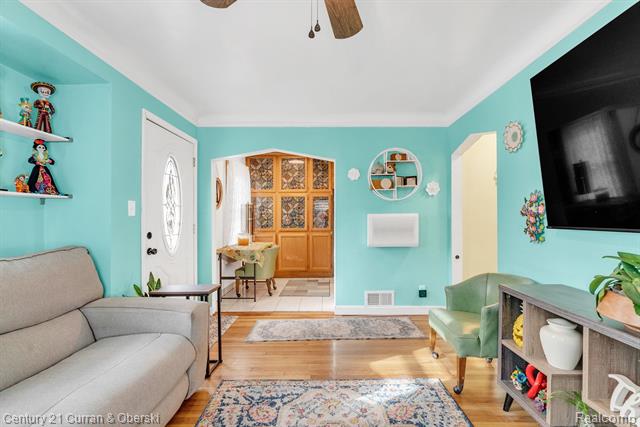 Builiding view eleven for 1052 Michigan, Lincoln Park, MI. 48146