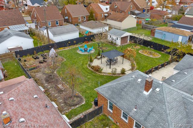 Builiding view thirty four for 1052 Michigan, Lincoln Park, MI. 48146