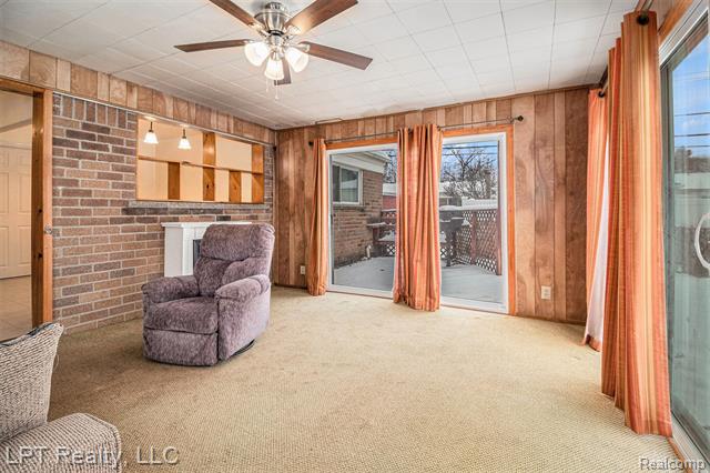 Builiding view twenty four for 2160 Malvina, Lincoln Park, MI. 48146