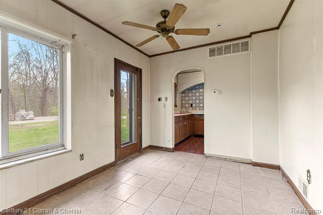 Builiding view seventeen for 25205 Inkster, Farmington, MI. 48336
