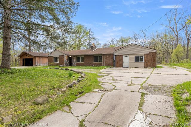 Builiding view six for 25205 Inkster, Farmington, MI. 48336