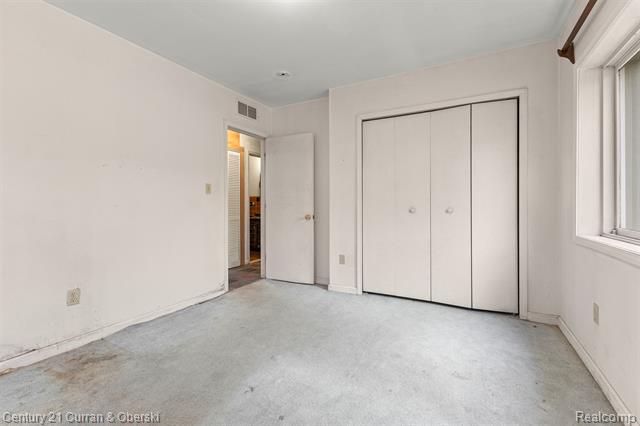 Builiding view twenty two for 25205 Inkster, Farmington, MI. 48336