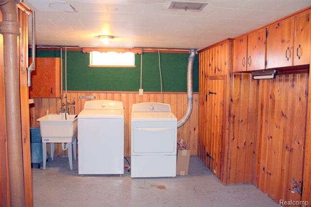 Builiding view thirty five for 1214 15Th, Wyandotte, MI. 48192