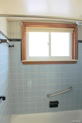 Builiding view twenty eight for 1214 15Th, Wyandotte, MI. 48192